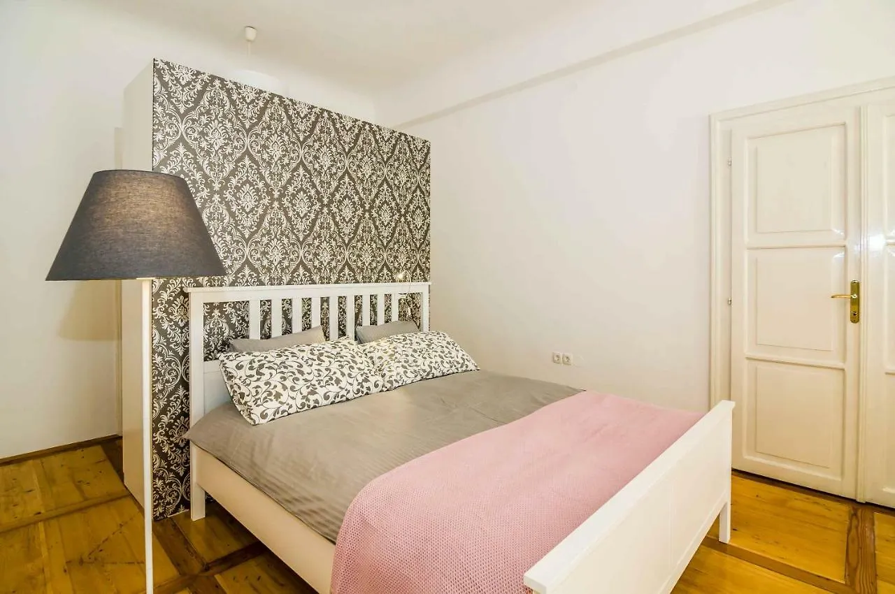 Elegant Central Apartment Ljubljana